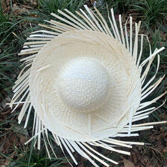 Гавайская шляпа белая